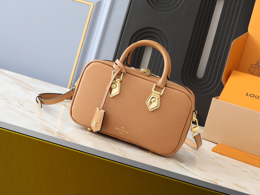 Louis Vuitton 2025 LV Show New Bag Water Ripple Version m12009
