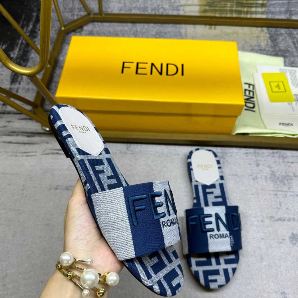 Fendi's new wide ribbon flat canvas slippers