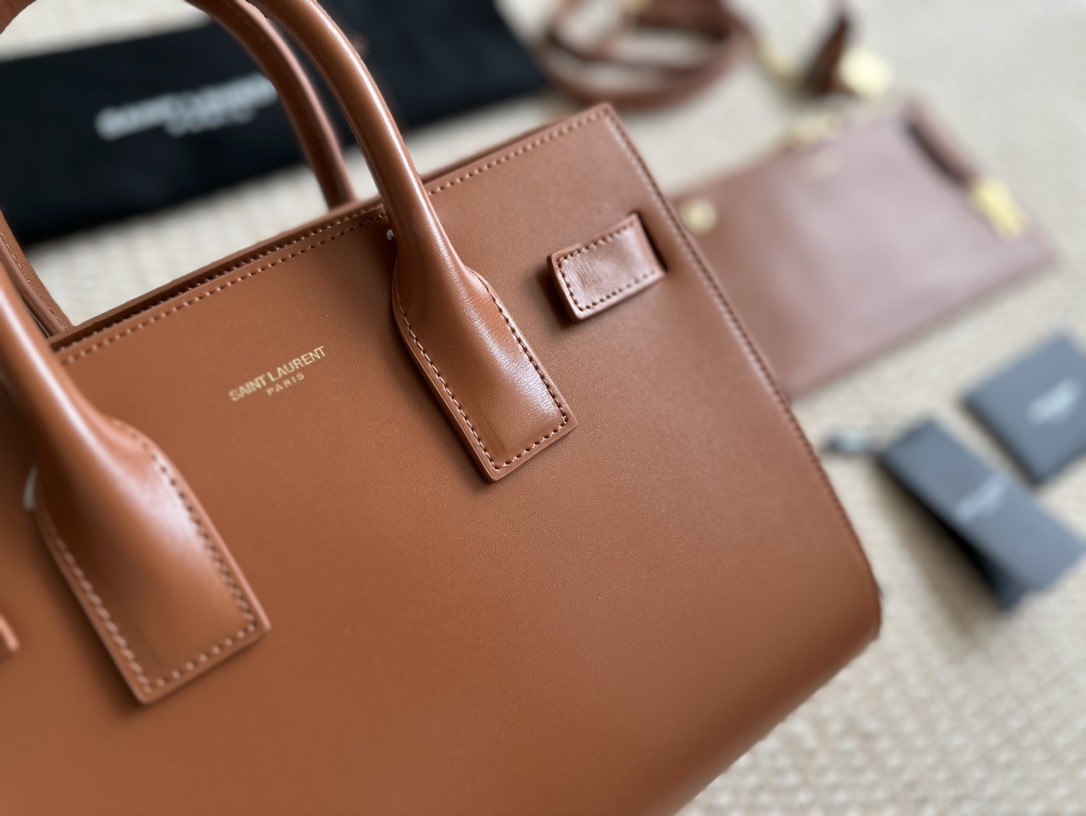 Saint Laurent YSL SAC DE JOUR  Organ Bag