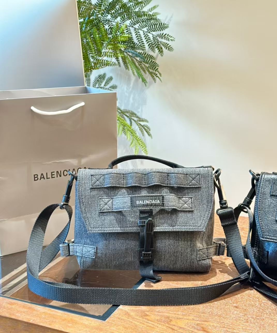 Balenciaga Classic washed pleated mailman bag