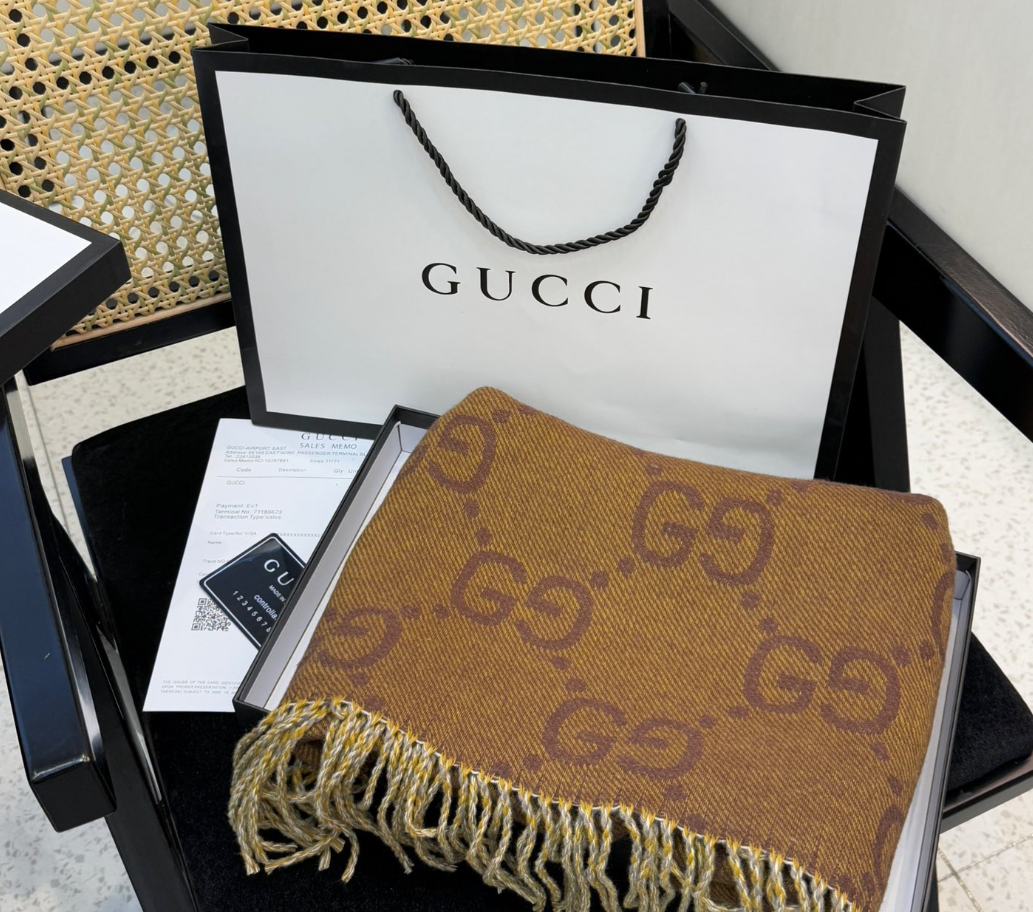 GUCCI New Cashmere Scarf