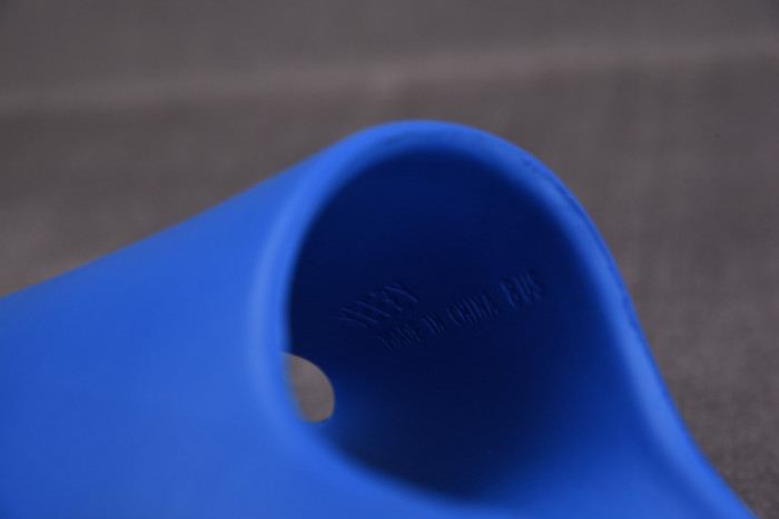 Kanye West x Yeezy Slide