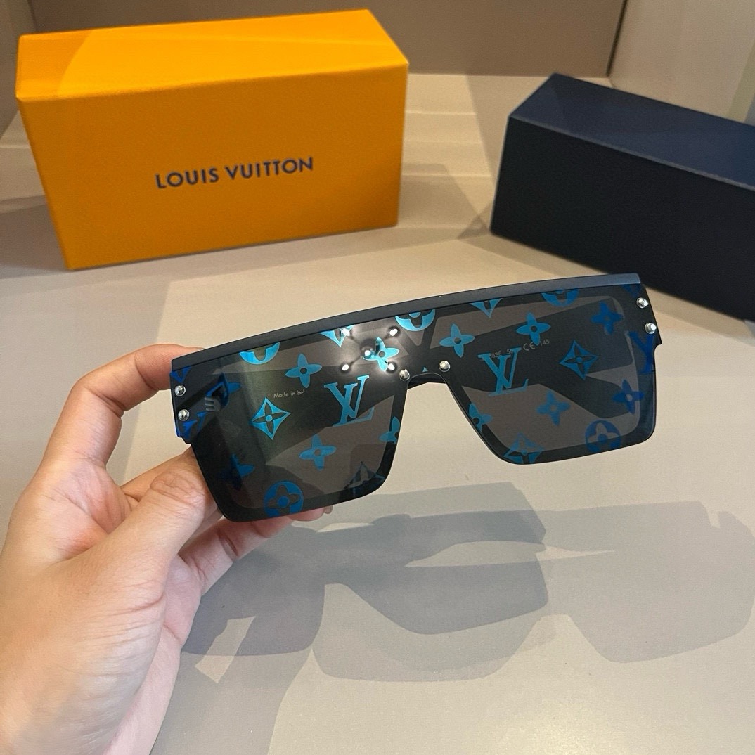Louis Vuitton printed sunglasses