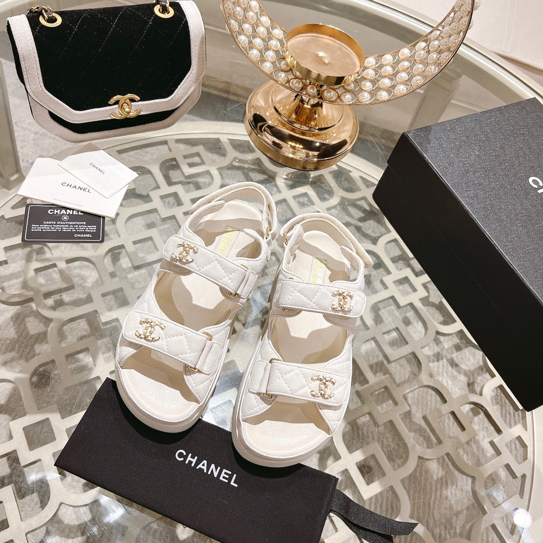 Chanel  Everything Fits Comfortably Hook And Loop Fasteners Sandals Slide