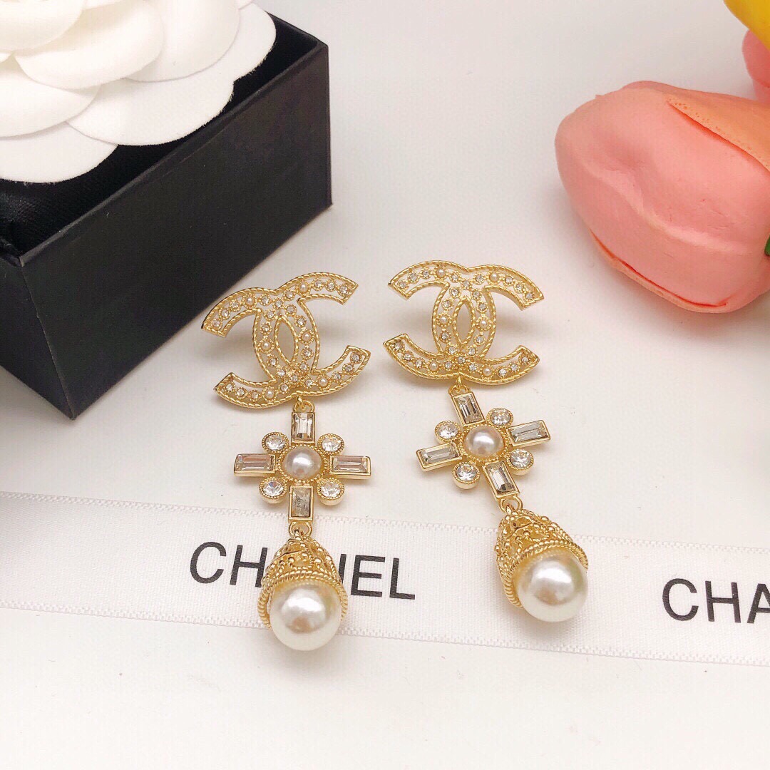 Chanel diamond and pearl tassel earrings