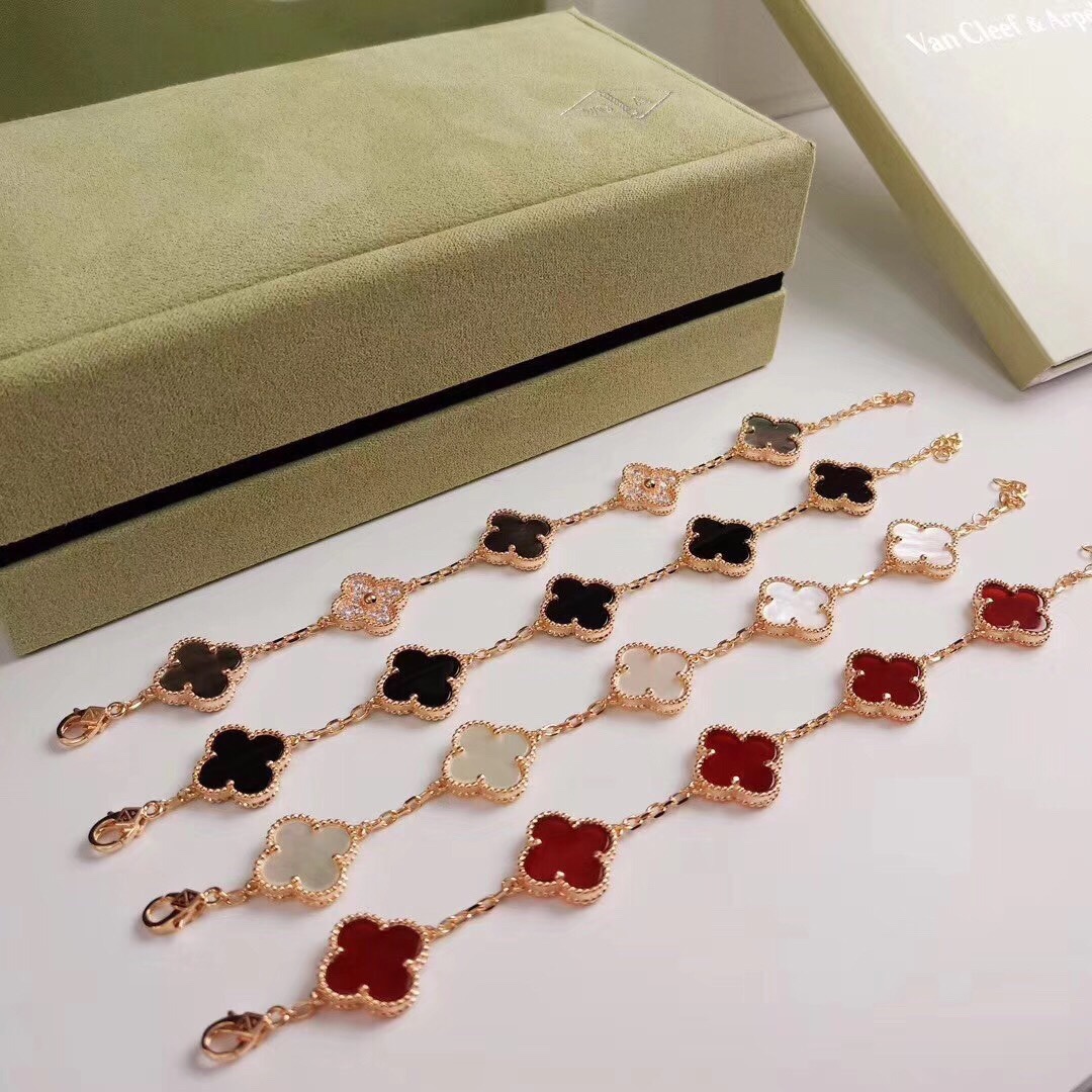 Van Cleef&Arpels rose gold mother of pearl bracelet