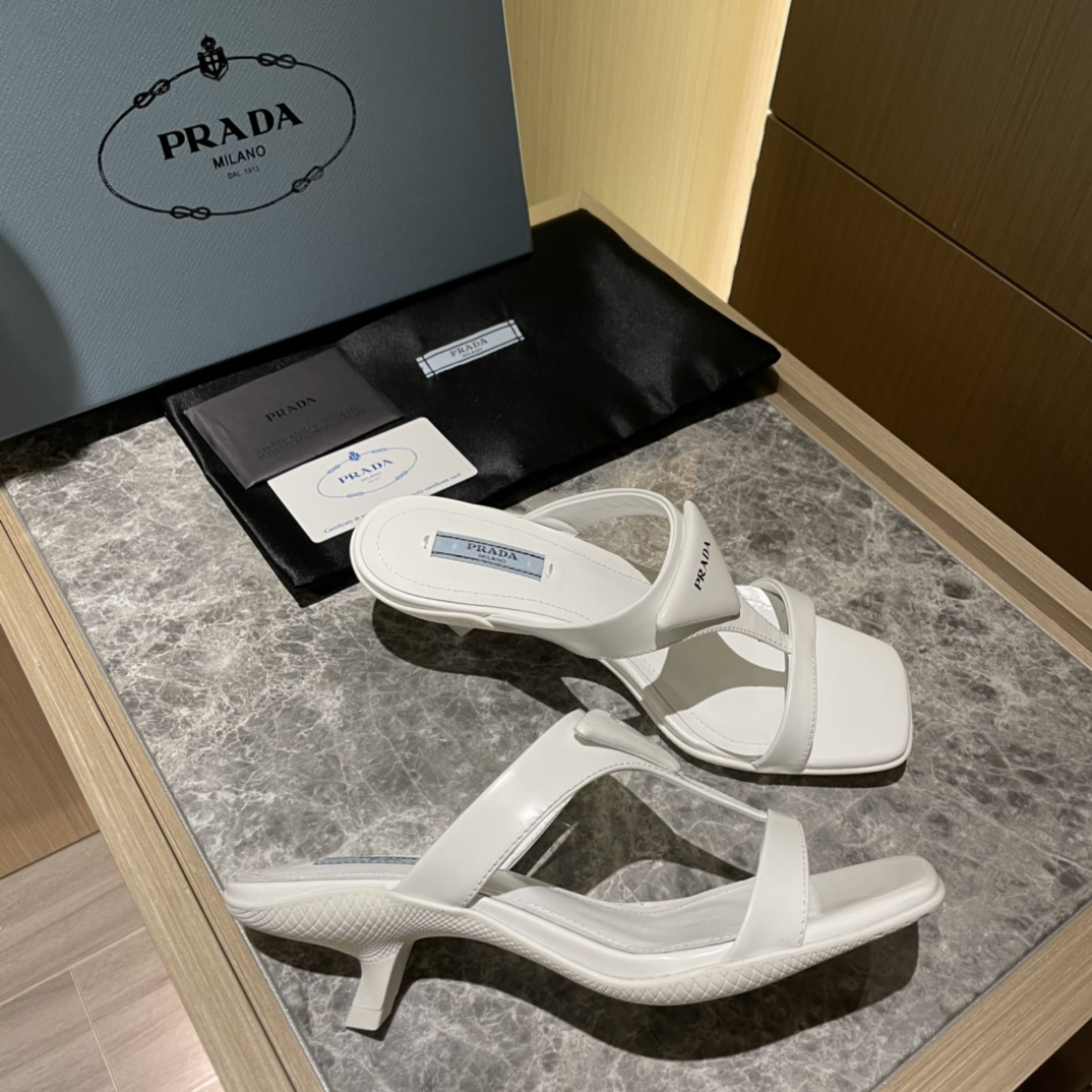 Prada Polished Leather Sandals Slide