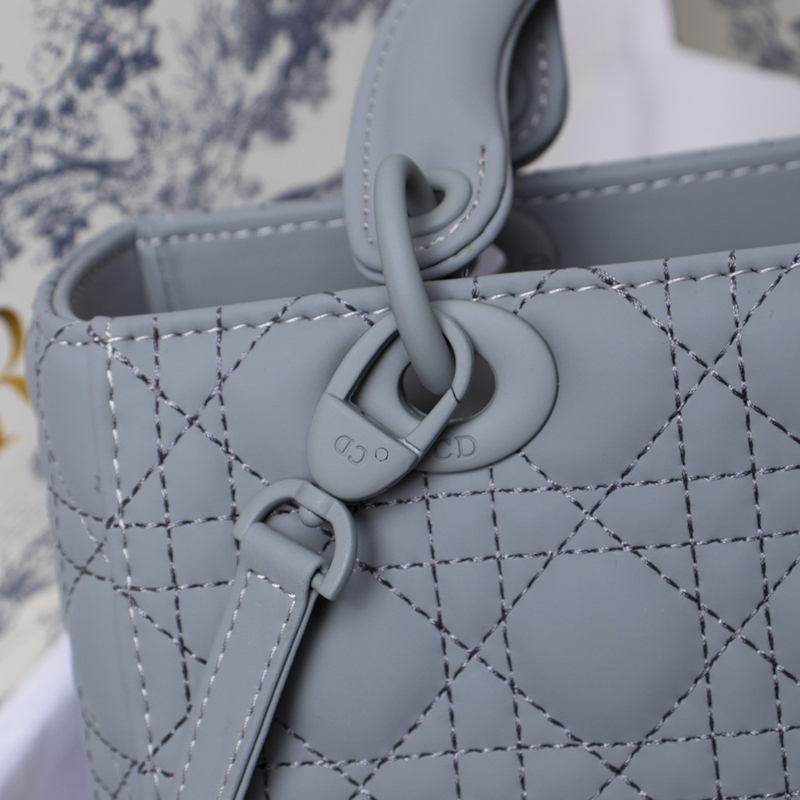 Dior The LADY D-LITE Bag  AAA Quality