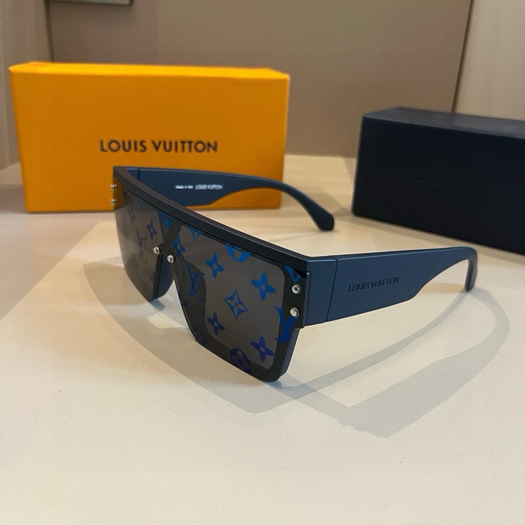 Louis Vuitton printed sunglasses