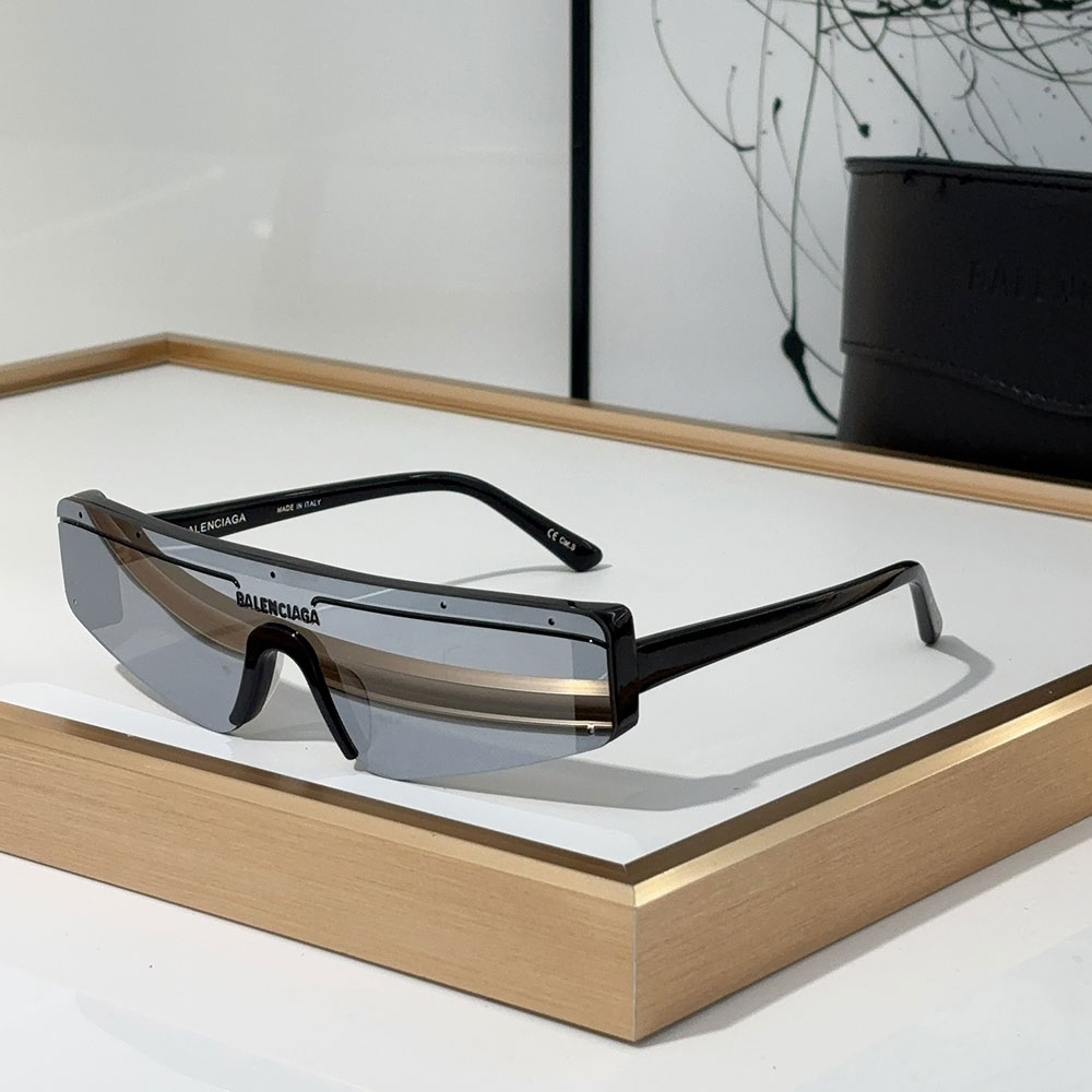 Balenciaga Mirror Logo  sunglasses Top quality