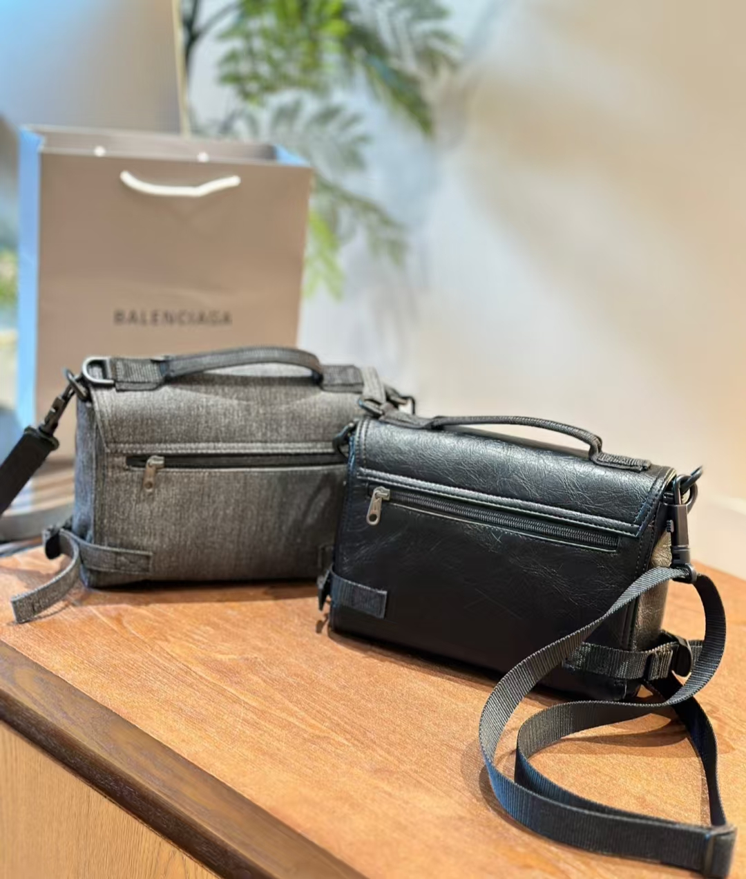 Balenciaga Classic washed pleated mailman bag