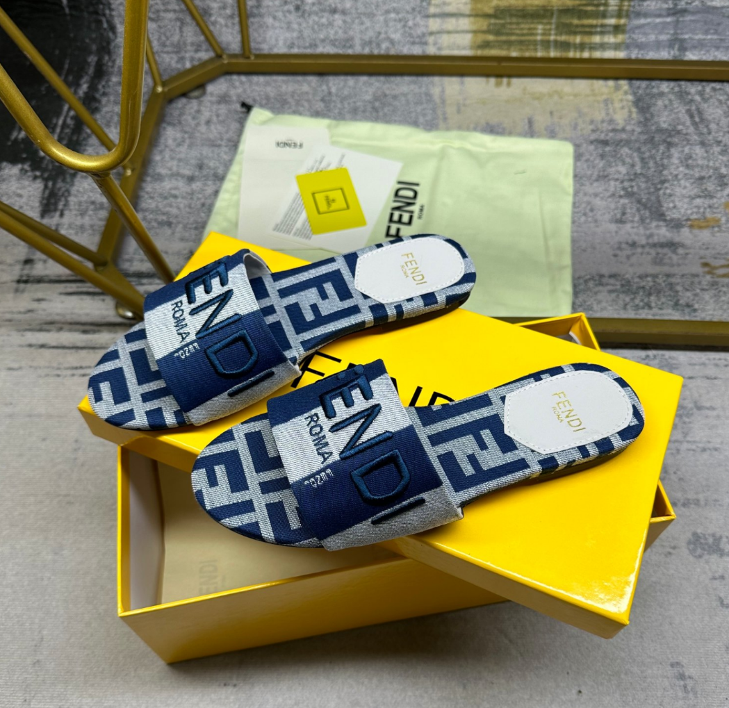 Fendi's new wide ribbon flat canvas slippers