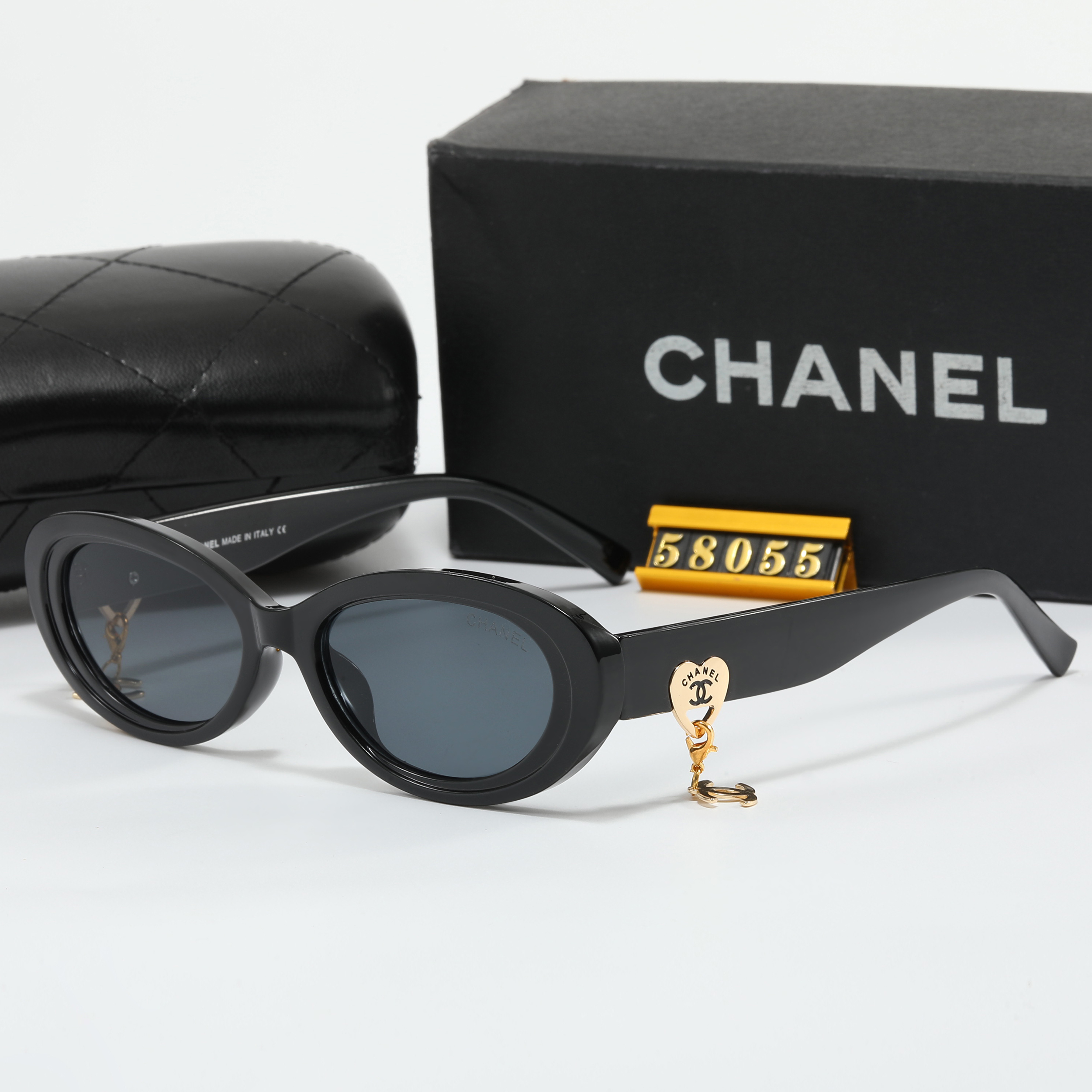 Chanel logo pendant on temple sunglasses