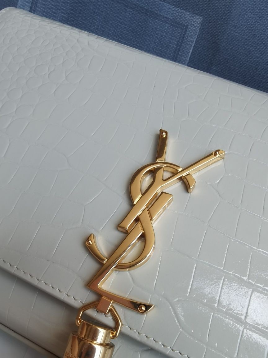 Saint Laurent YSL KATE medium bag in crocodile-embossed leather with tassels