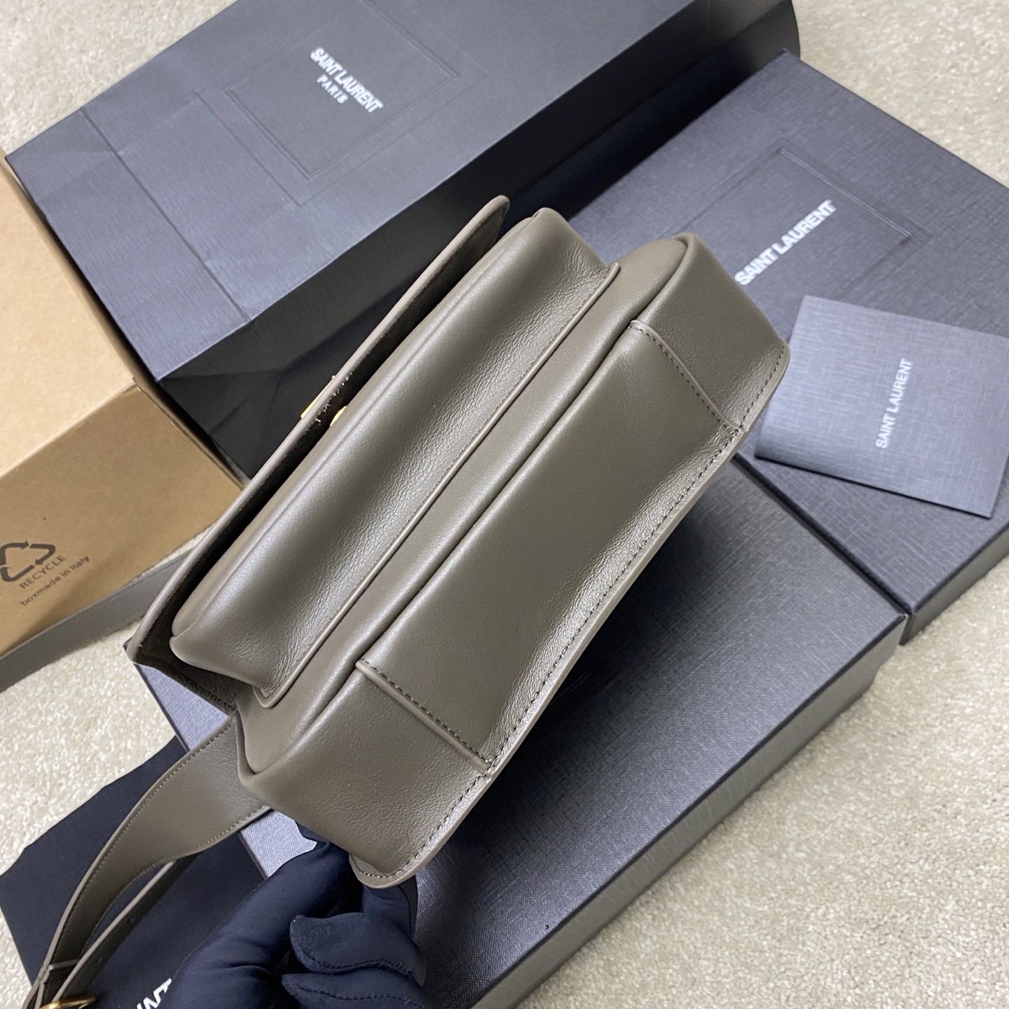 Saint Laurent  YSL NIKI Besace leather bag