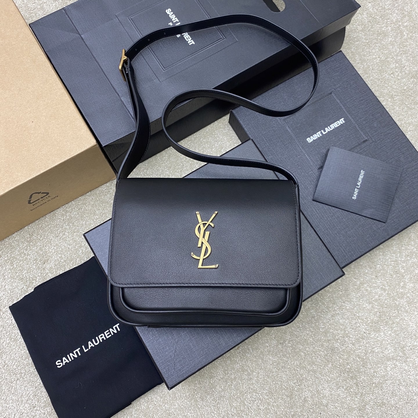 Saint Laurent YSL NIKI Besace leather bag