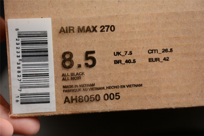 Nike Air Max 270 in black/white AH8050-002