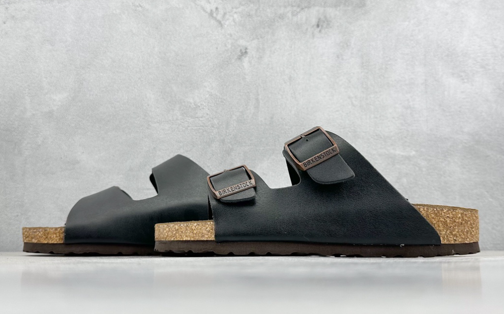 BIRKENSTOCK Neutral Cork Classic Versatile Sandals