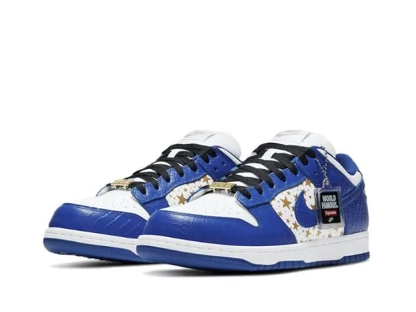 Supreme x Dunk SB Low “Hyper Royal”