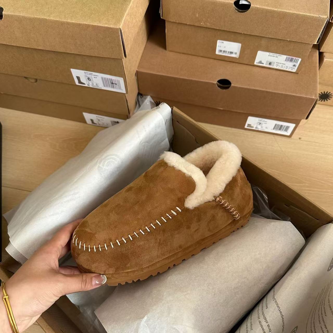 UGG snow boots wool