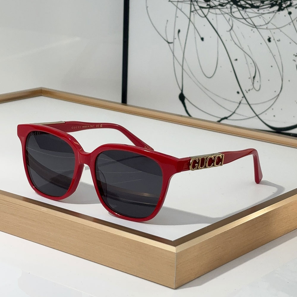 Gucci  Mirror leg Logo sunglasses Top quality