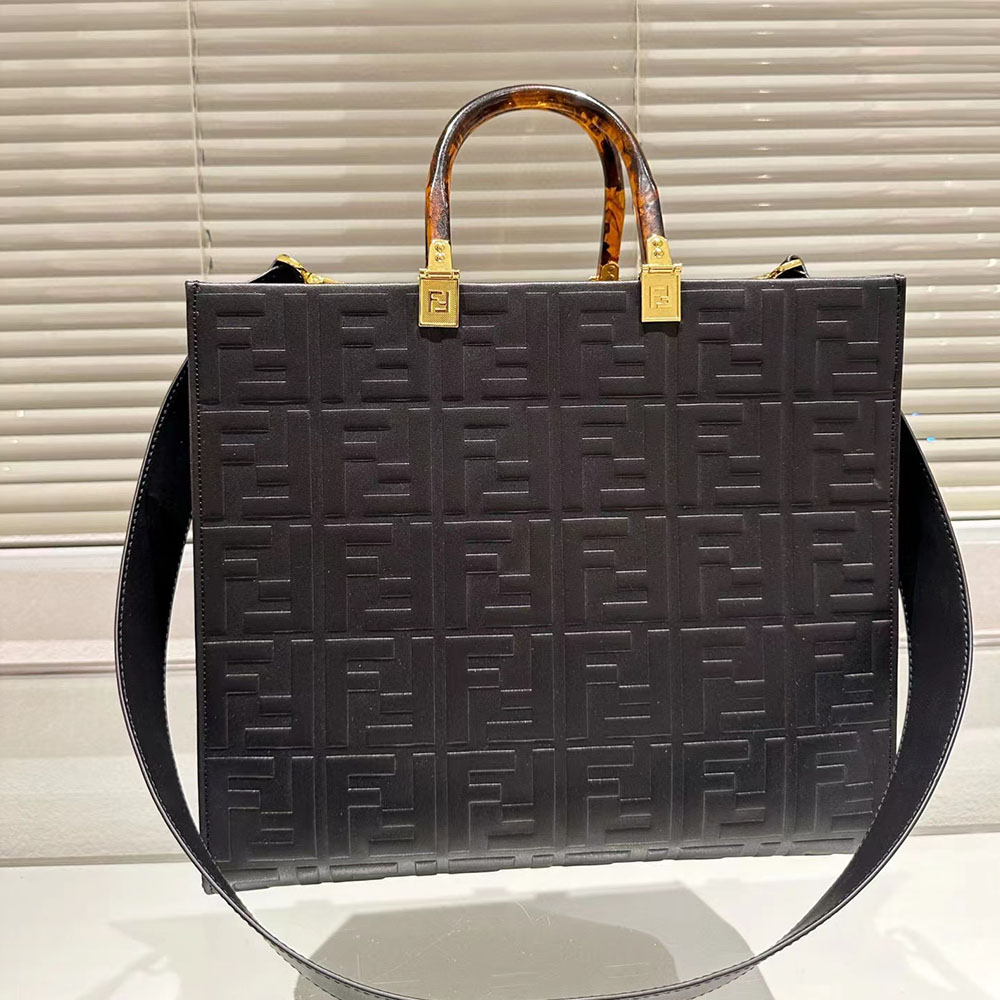 FENDI Sunshine Texture Bag Medium