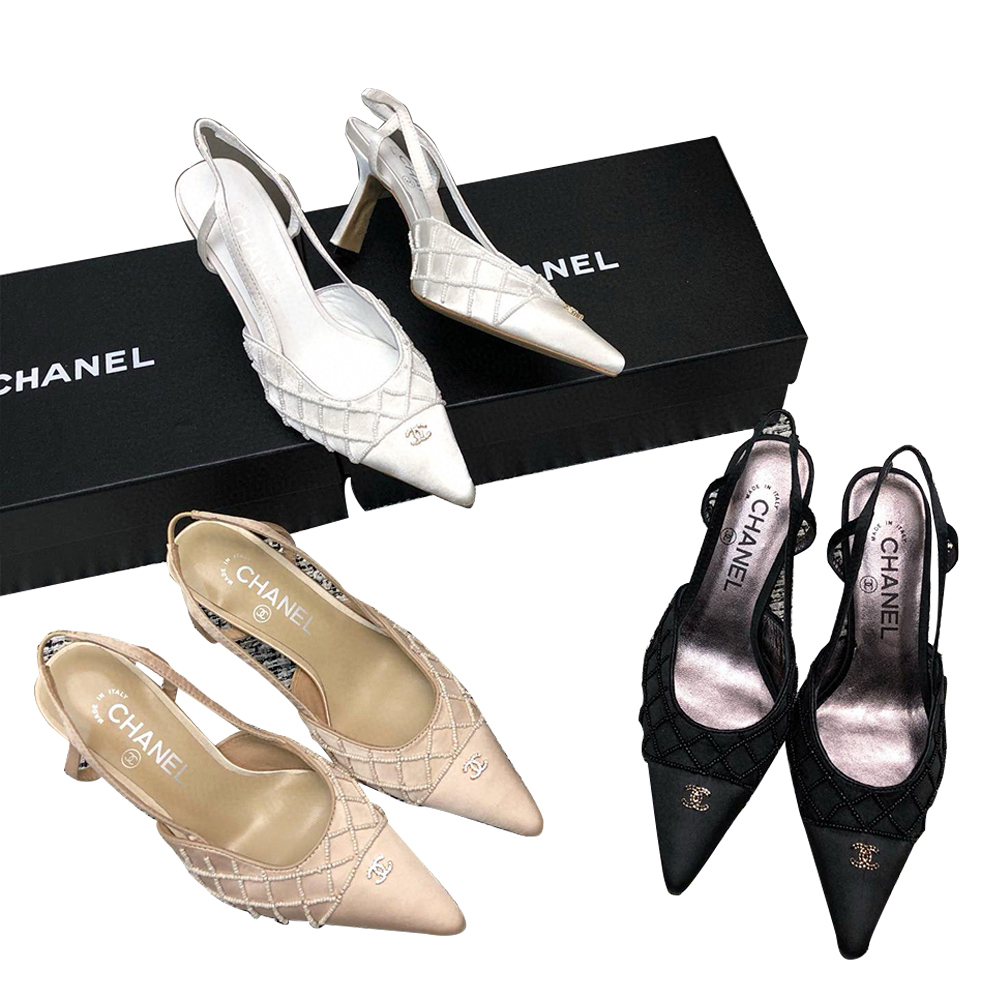 CHANEL Vintage Double C Pointed Toe Heels