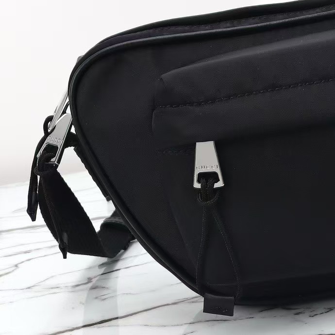 GUCCI Small GG crossbody bag