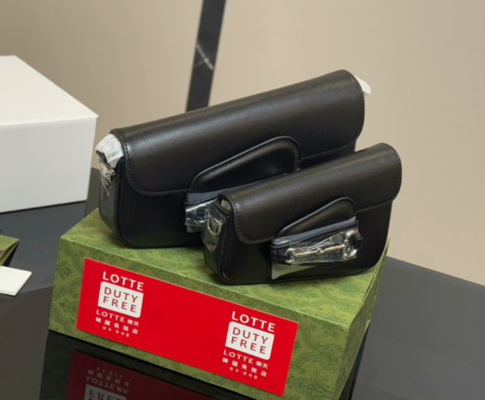 GUCCI New Black Underarm Bag