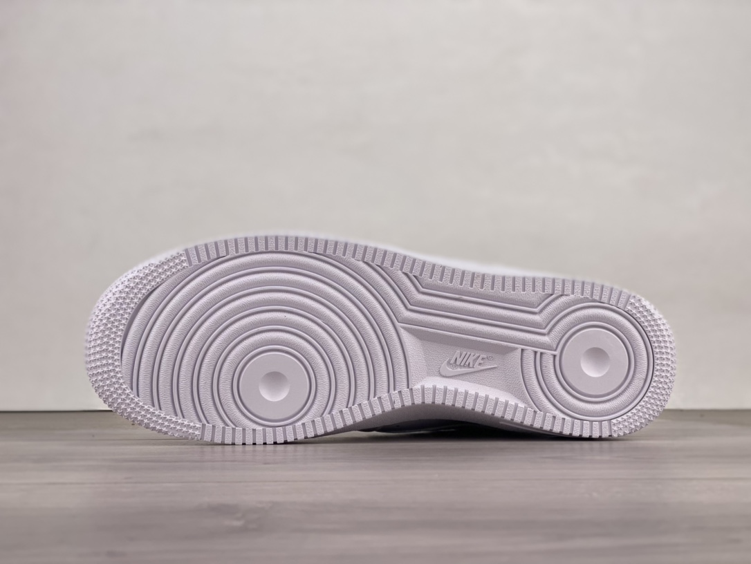 Nike Air Force Classic White