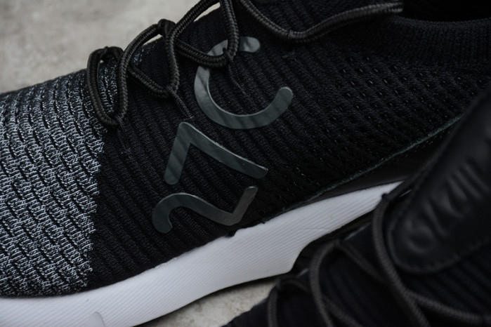 NIKE AIR MAX 270 FLYKNIT OREO Black/White AO1023-001