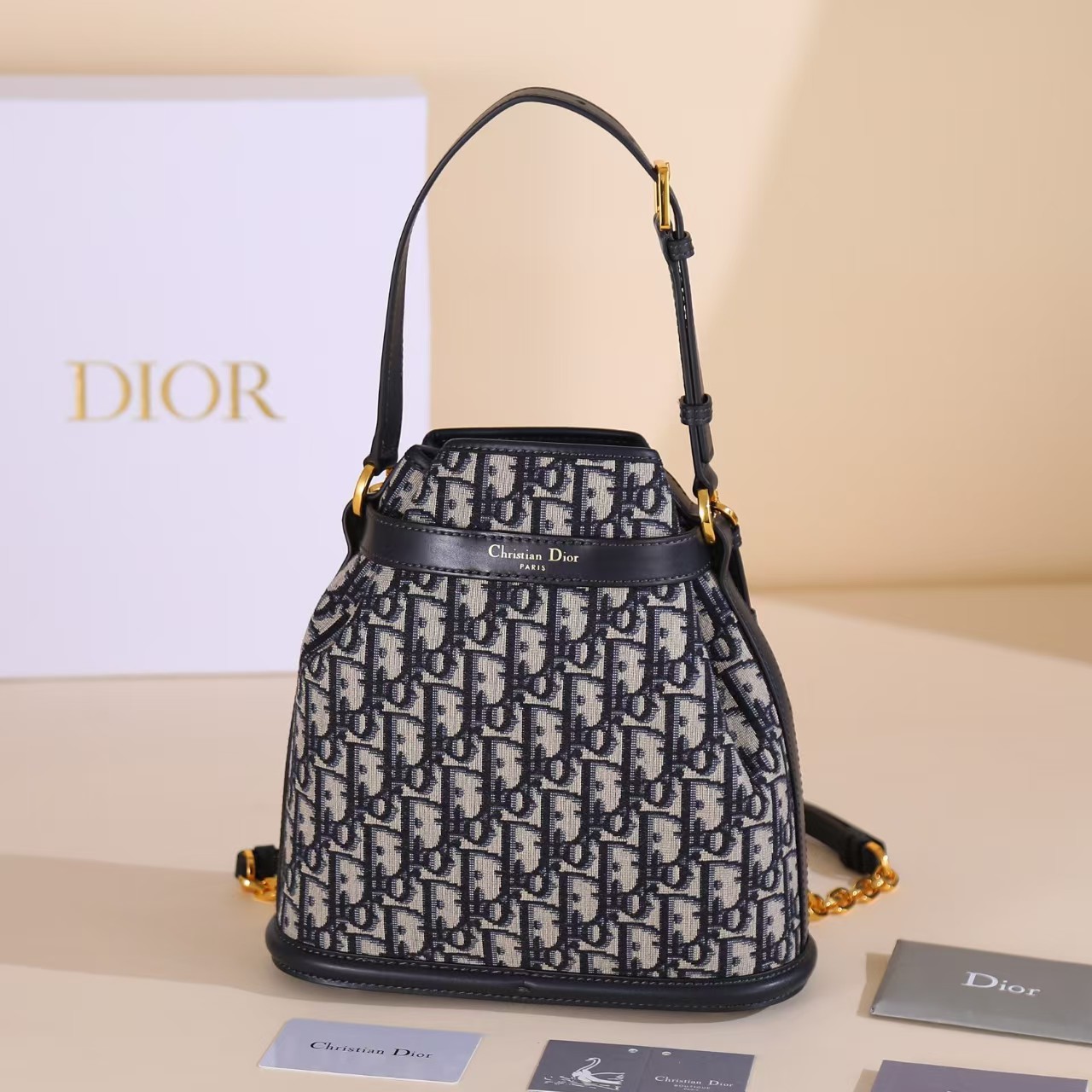 DIOR Medium C'est Dior Bag