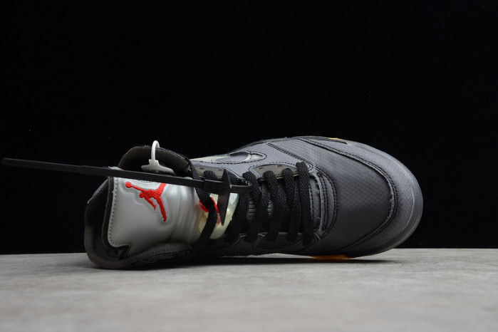 Off-White Air Jordan 5 CT8480-001