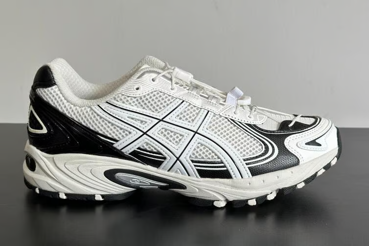Asics Gel Kahana TR V4 White Black