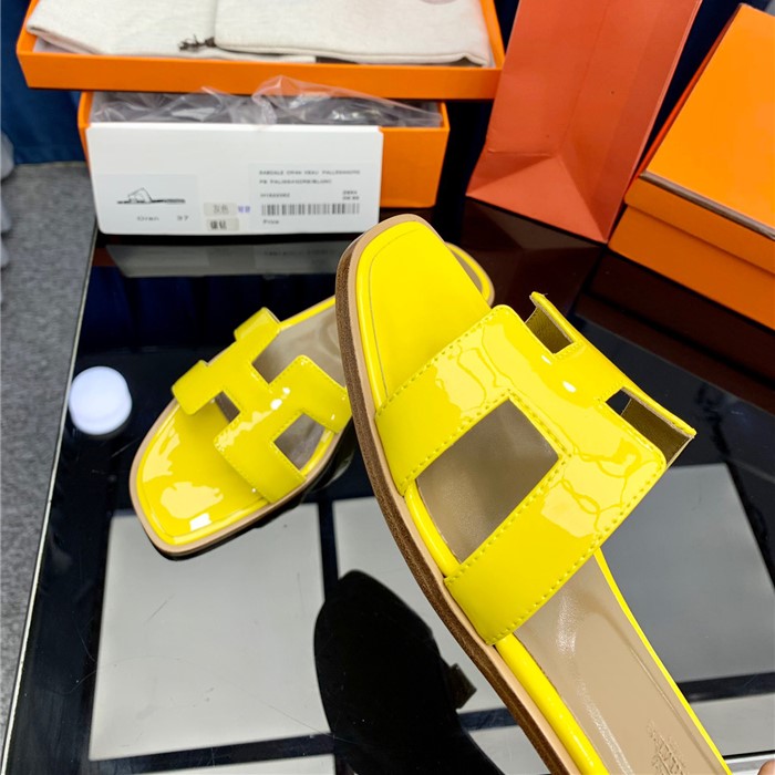 Hermes Oran Sanda 'Patent Leather'