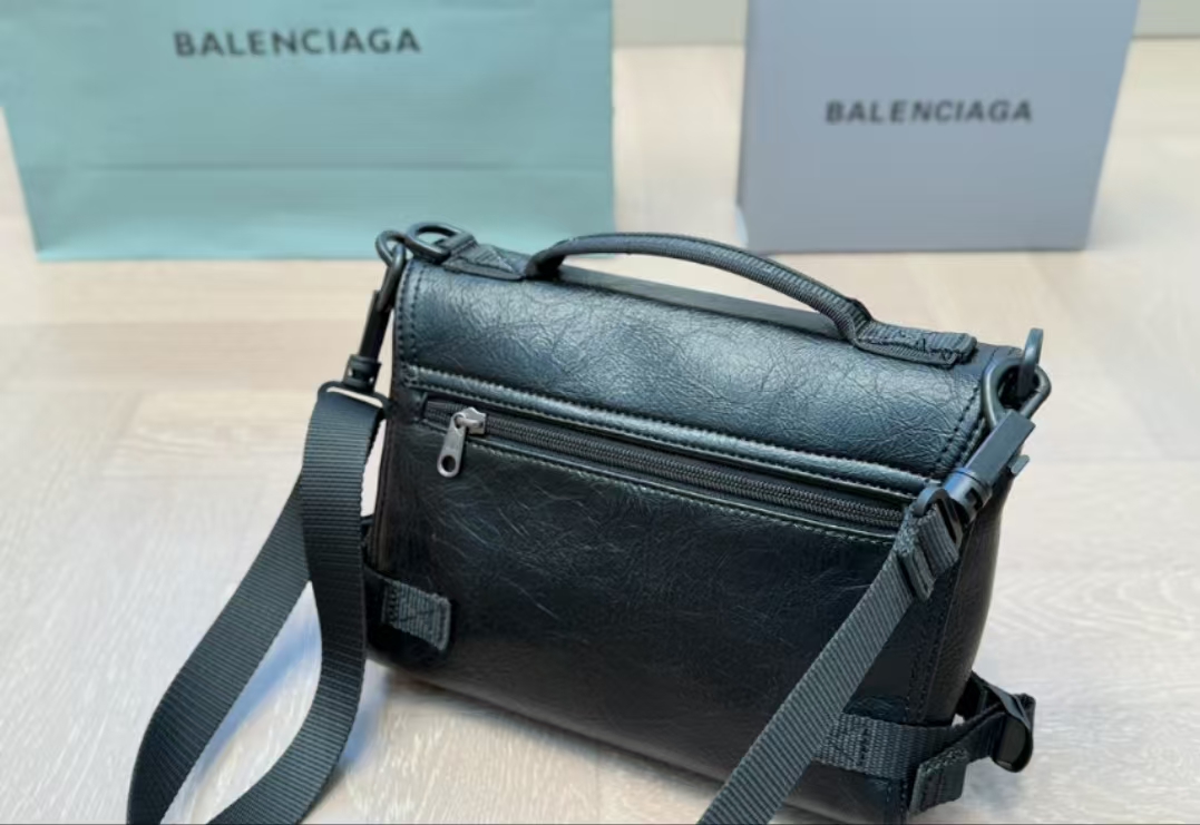 Balenciaga Folding Box Black Elegant Trendy Handbag