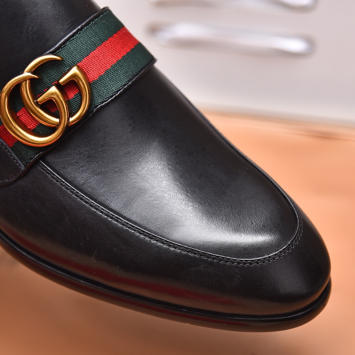 Gucci casual leather shoes
