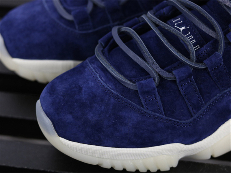 Jordan 11 Retro Low Derek Jeter RE2PECT AV2187-441