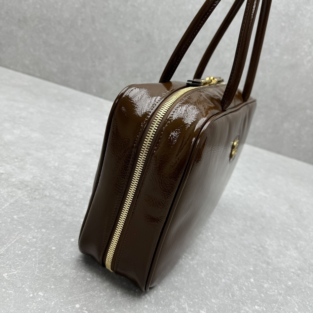 Miumiu Naplak Beau bag in patent leather