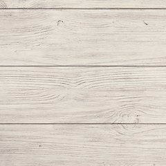 Arlendyne Chest of Drawers