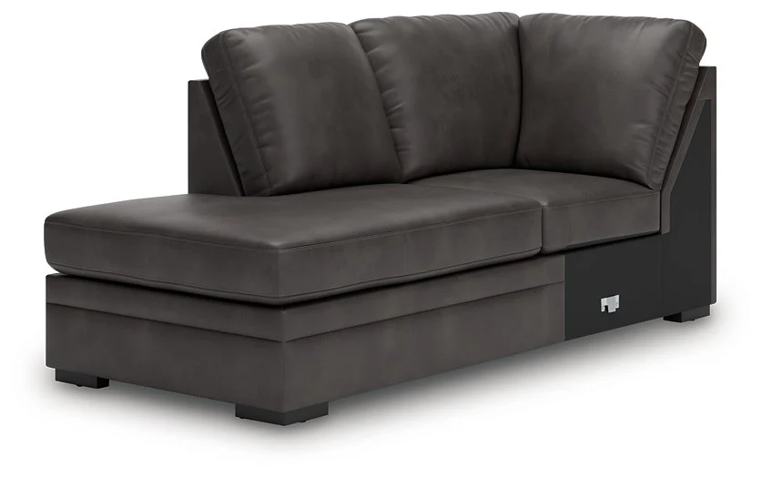 Lofton-Pike Sectional with Chaise