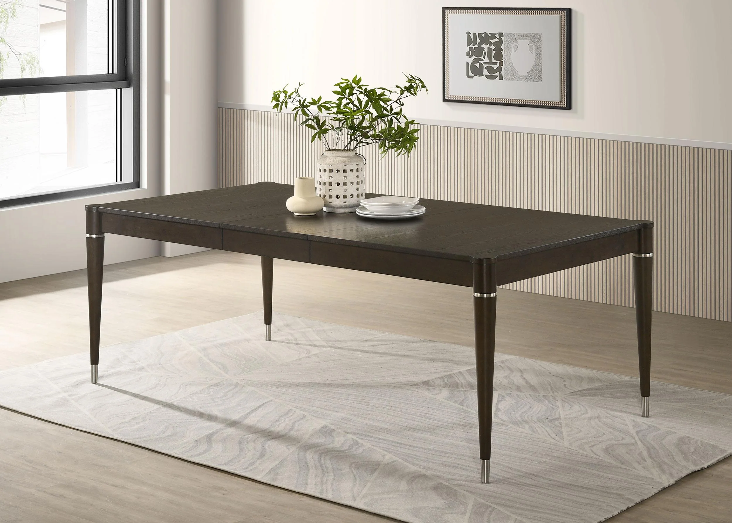 Reseda Dining Tables