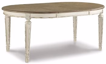 Realyn Dining Room Set