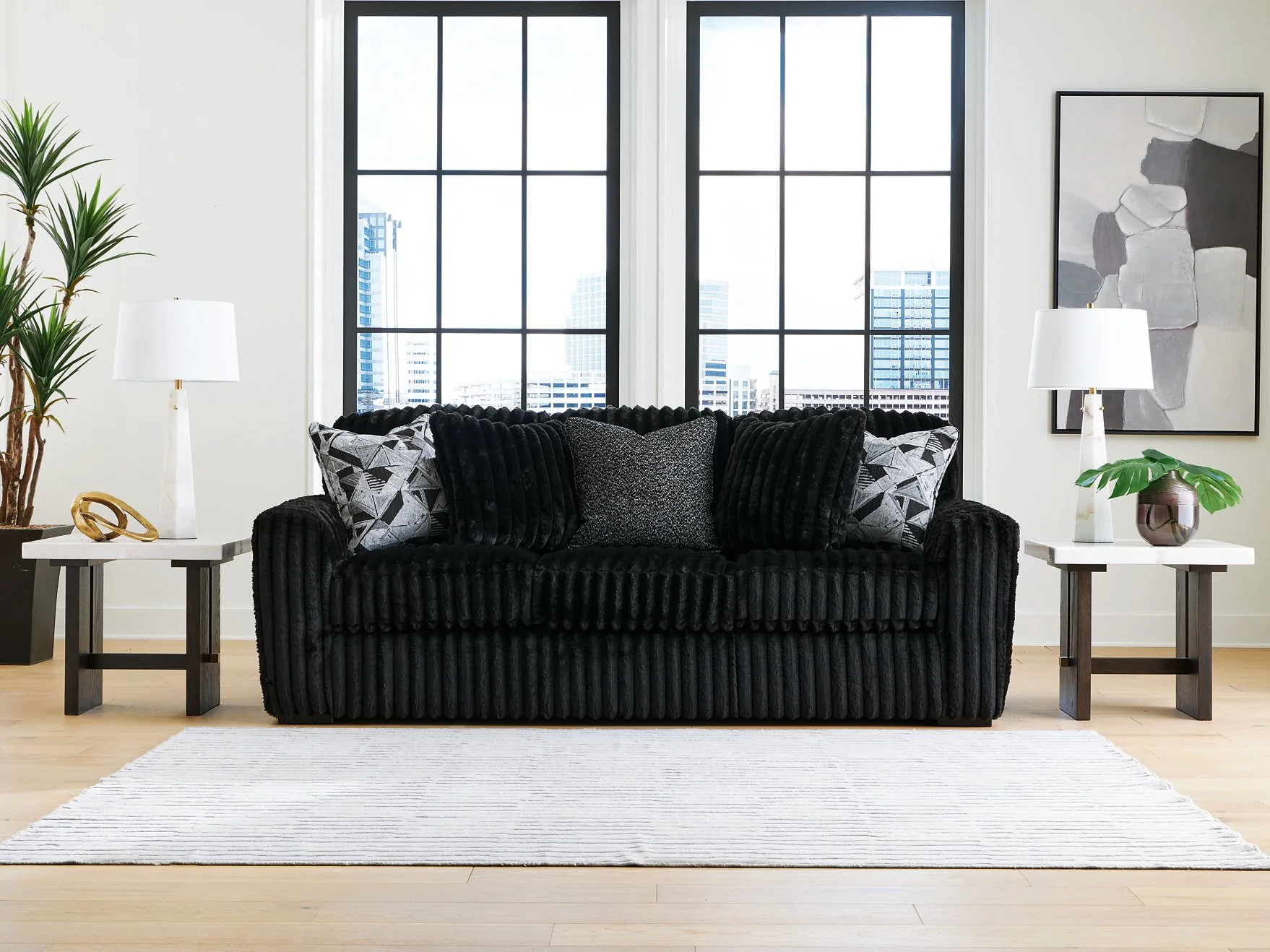 Midnight-Madness Sofa