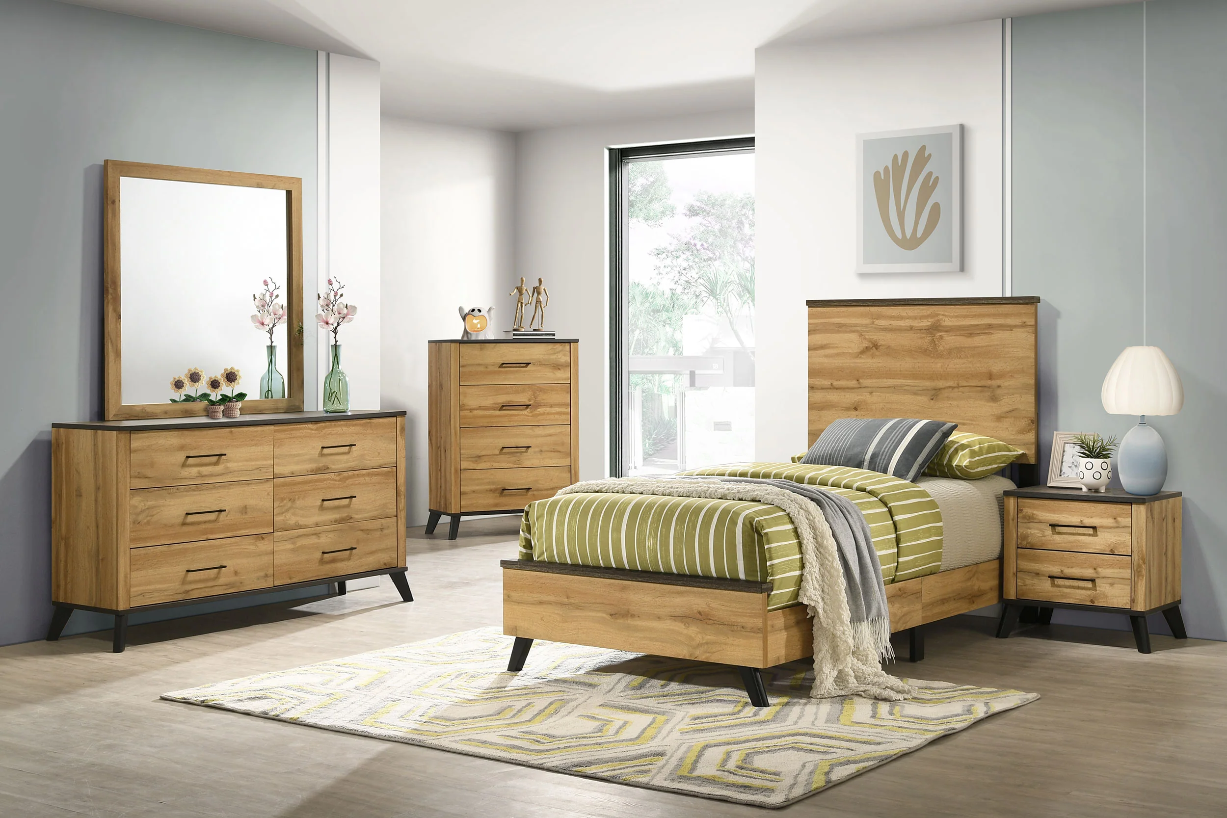 Kaywood 4 & 5 Pc Bedroom Set Full, E.King, Queen & Twin