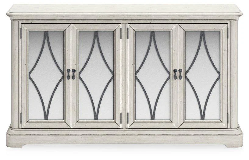 Arlendyne Dining Room Set