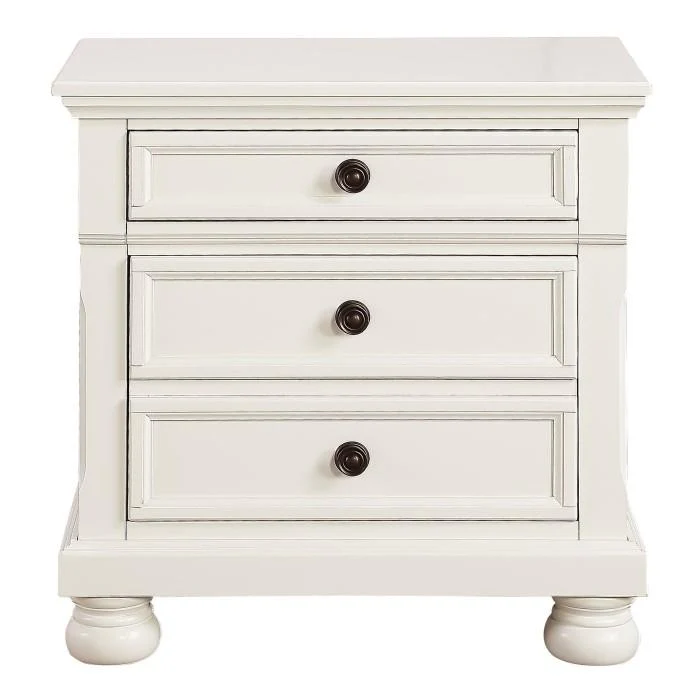 Laurelin 3 Drawer Nightstand in White 1714W-4