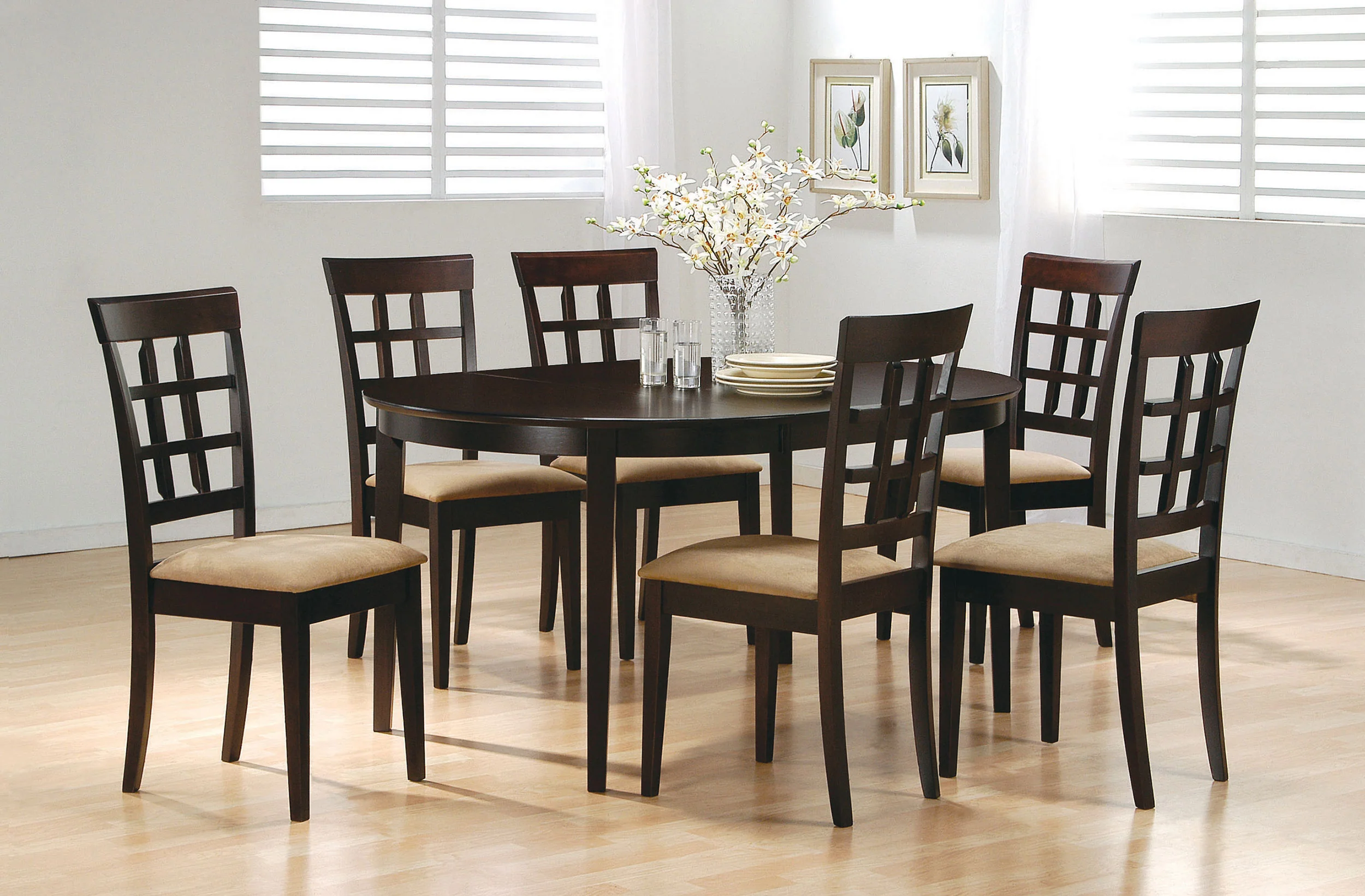 Gabriel 7 Pc Dining Set