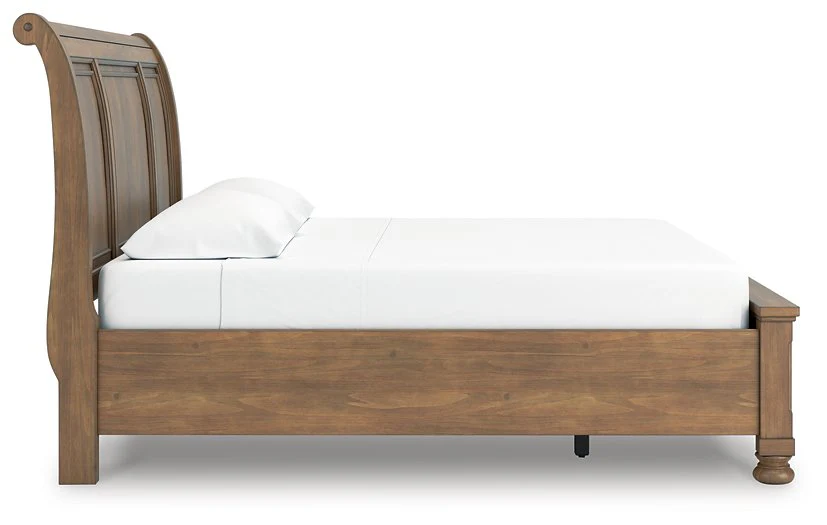 Feddinger Panel Storage Bed