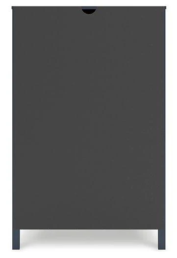 Simmenfort Chest of Drawers